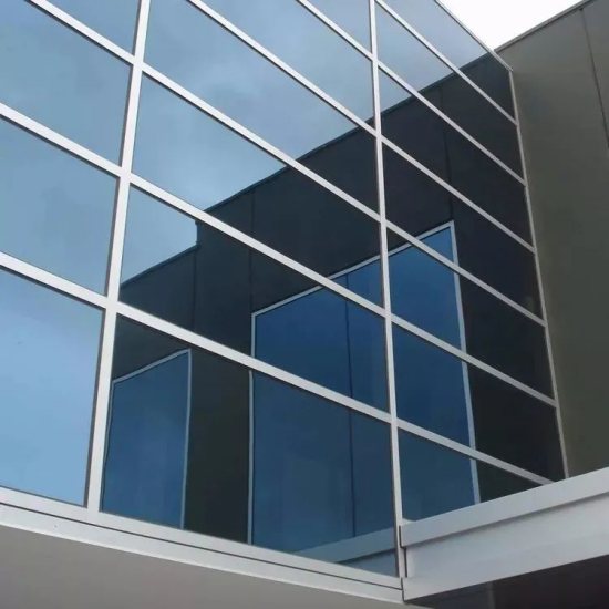 建筑門窗幕墻的節能性能與遮陽效果的關系