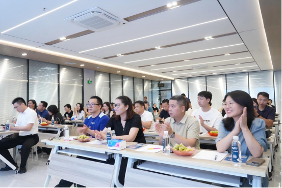 聚力同行,探路全球丨華商EMBA×庫(kù)勒五金出海思享會(huì)圓滿落幕